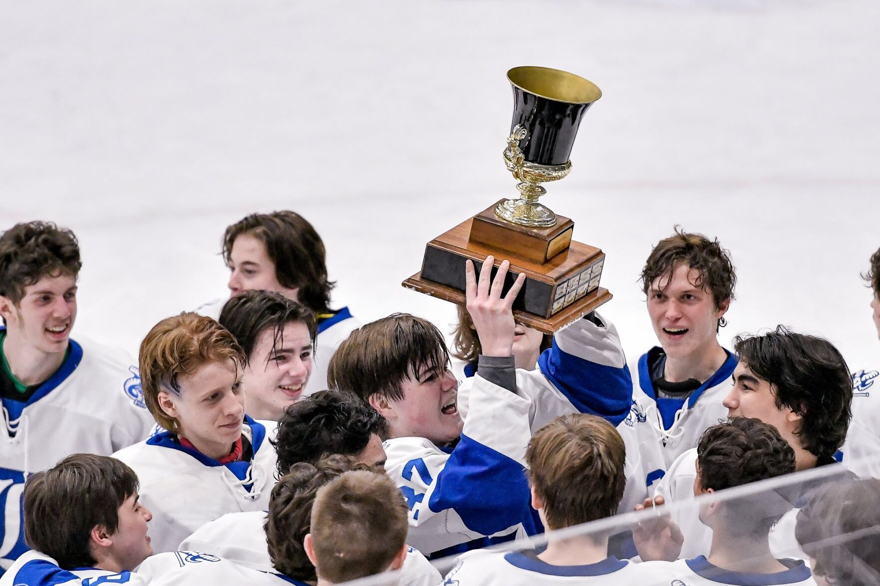 03/06/2021 - ice hockey - Ladue vs. FH Central
